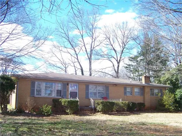 309 Emory Ave, Forest City, NC 28043