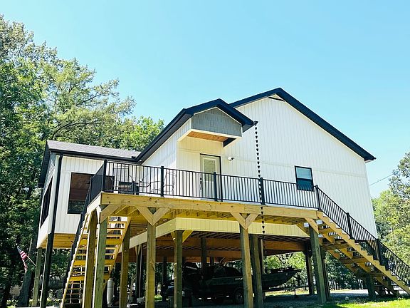 4th image of 132 State Dr