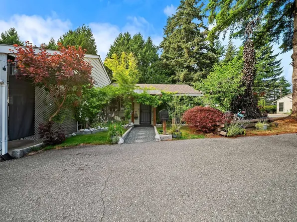 3075 Trethewey St #18, Abbotsford, BC V2T 3R4