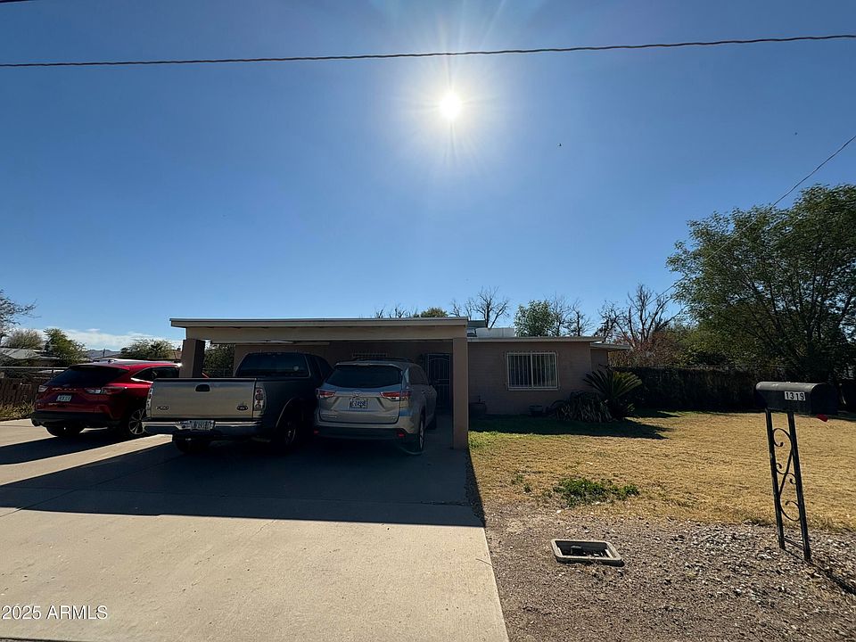1st image of 1319 W CORONA Avenue