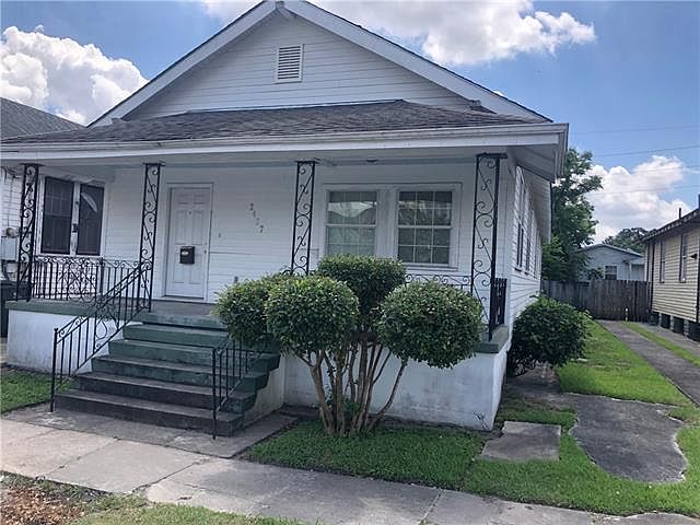 1st image of 2427 Joliet St