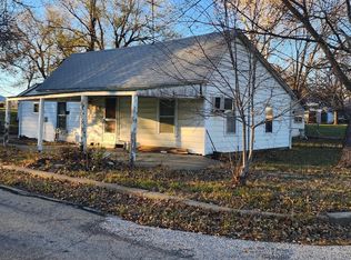308 Ash St, Harveyville, KS 66431