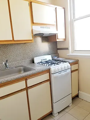 Rented by D J Real Estate LLC | media 5