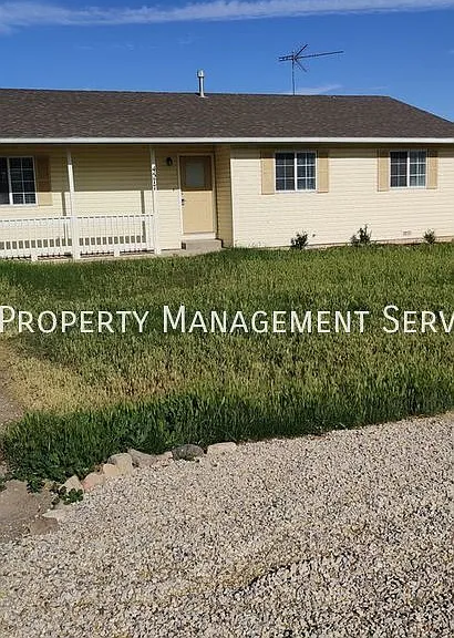 4577 N Old Scout Trl — Photo 1