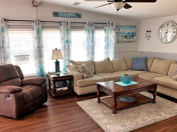 3rd image of 26429 Savannah Dr #327