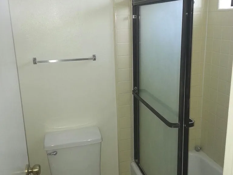 tub and bathroom