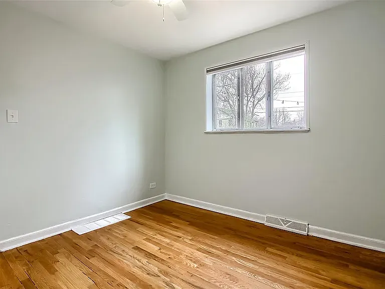 769 Poplar St — Photo 7