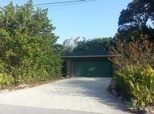 544 Monterey St, North Fort Myers, FL 33903