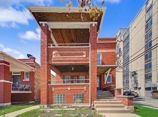2212 S 58th Ct, Cicero, IL 60804