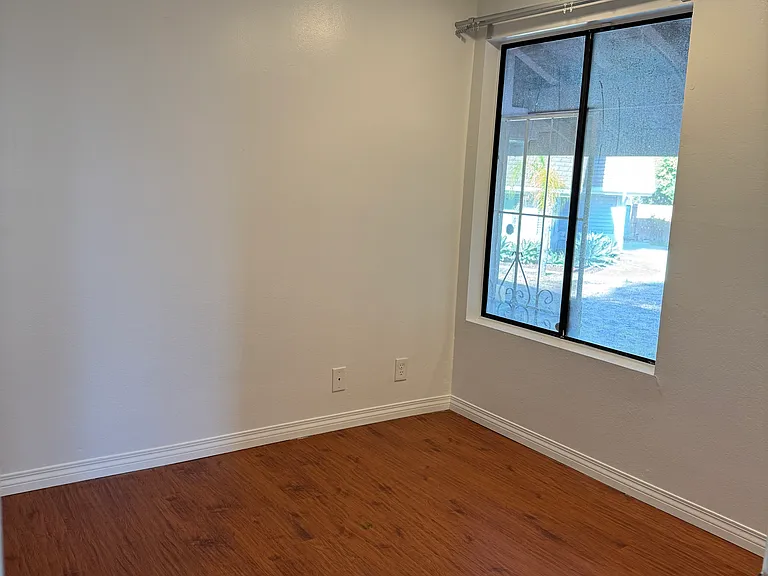 8 Meadow Ridge Cir — Photo 3