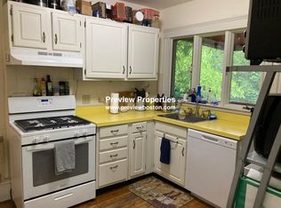 52 Westchester Rd #5C, Newton, MA 02458