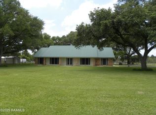 101 Grassy Ln, Carencro, LA 70520