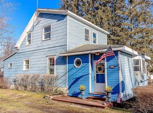 90 Maple Ave, Hudson, NY 12534