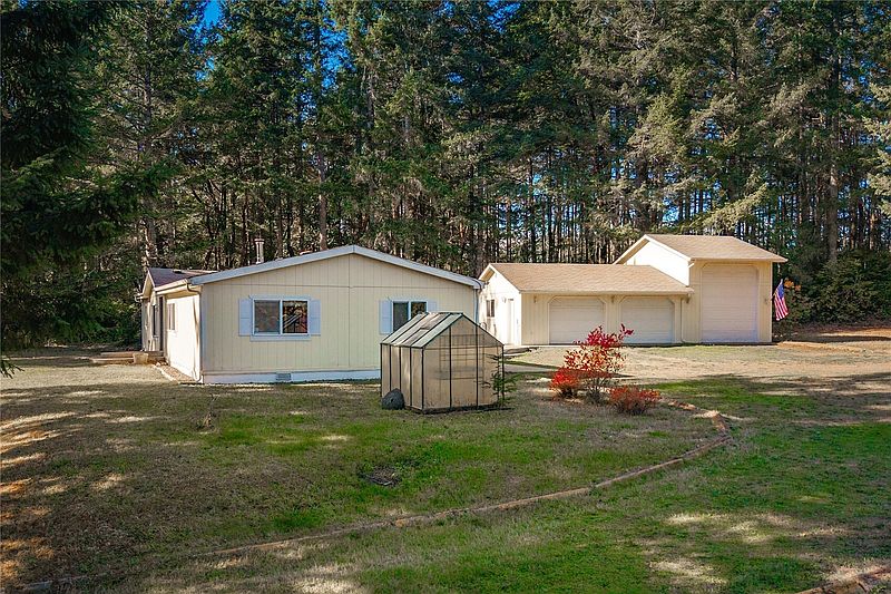 3rd image of 20226 26th Street SW