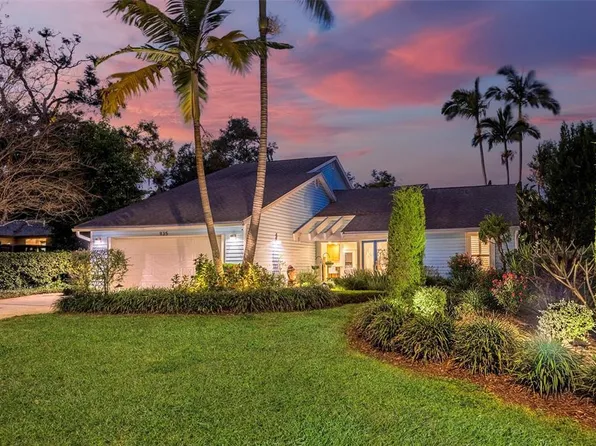 935 42nd Ave N, Saint Petersburg, FL 33703