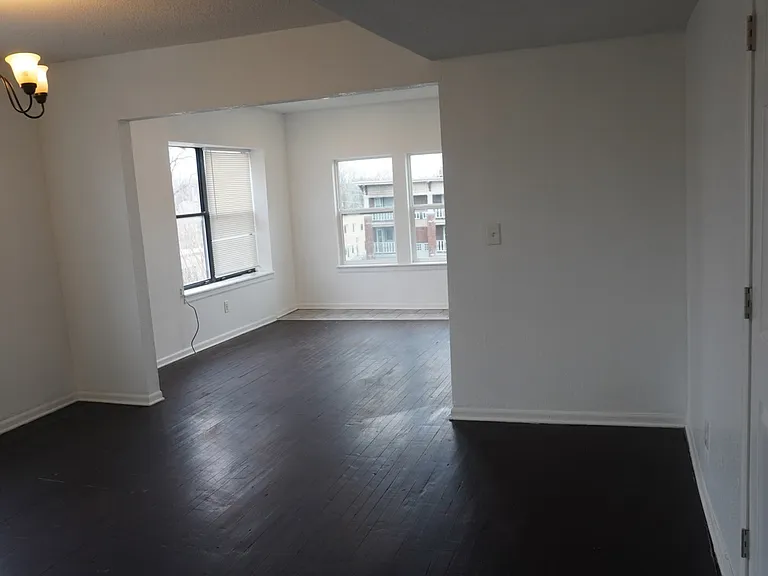 2704-2706 Benton Blvd #3N — Photo 4