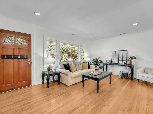 838 Quail Dr, Charleston, SC 29412