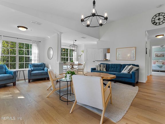 2nd image of 7800 POINT MEADOWS Drive #1437
