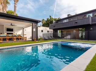 6149 Lindenhurst Ave, Los Angeles, CA 90048