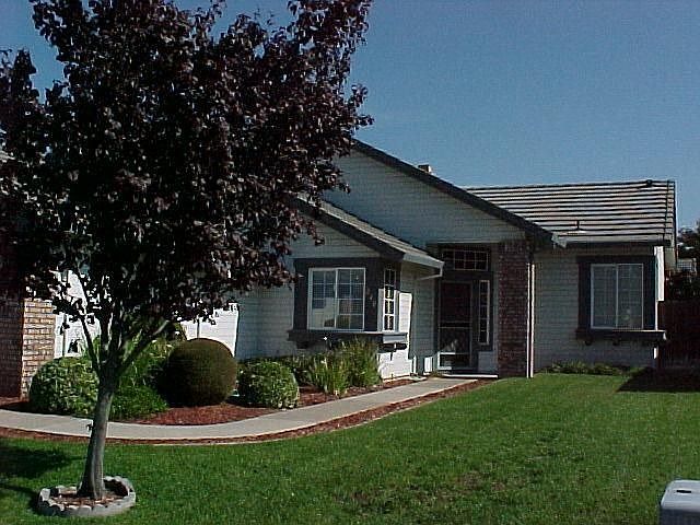 2nd image of 240 Ruess Rd