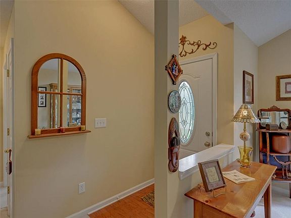3rd image of 436 Bay Dr