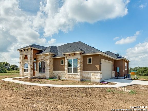 2nd image of 238 Shamrock Dr