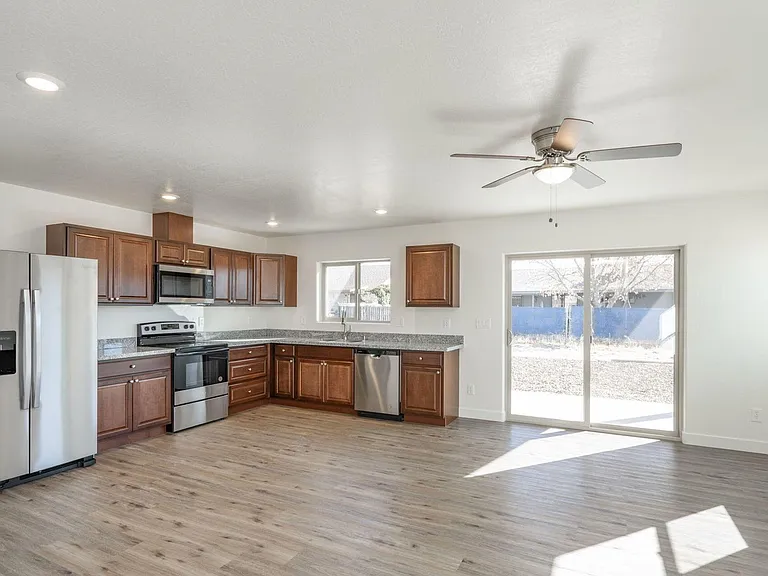 7565 E Addis Ave — Photo 5