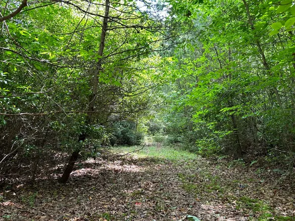 8 Noel Pl, Murphy, NC 28906