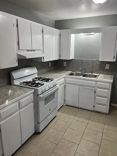 1222 S 73rd East Ave #1 — Photo 3