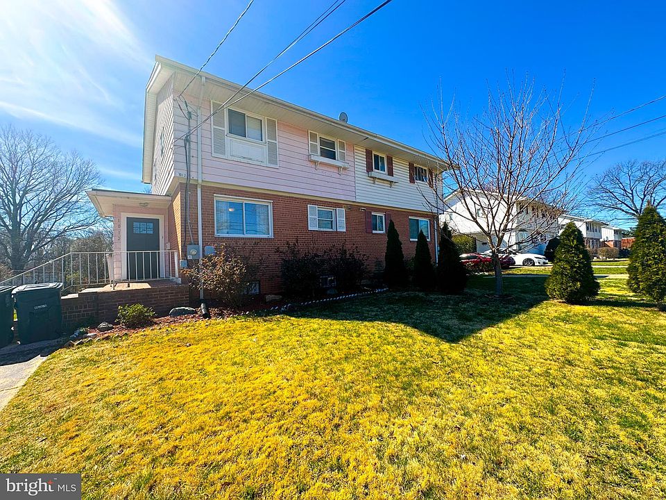 1st image of 1012 Carrington Ave
