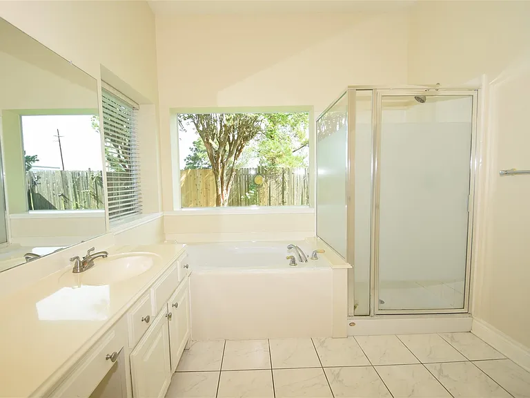 6327 Merona Ln — Photo 23