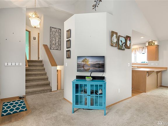 4th image of 26834 NE 163rd St