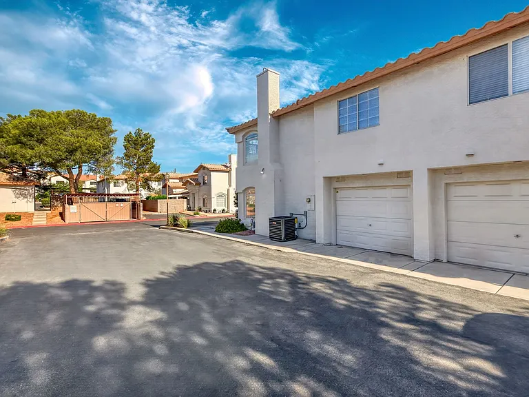 224 Star Cluster Cir — Photo 34