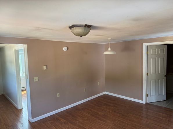 1110 Main St #2