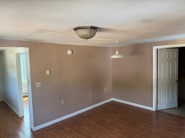 1110 Main St #2, Waterboro, ME 04087