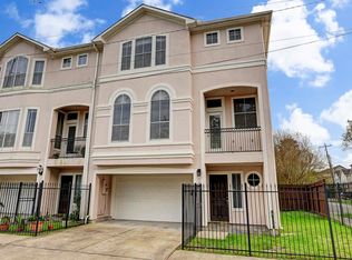 5329 Floyd St, Houston, TX 77007