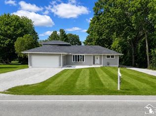 3663 Saint Anthony Rd, Temperance, MI 48182