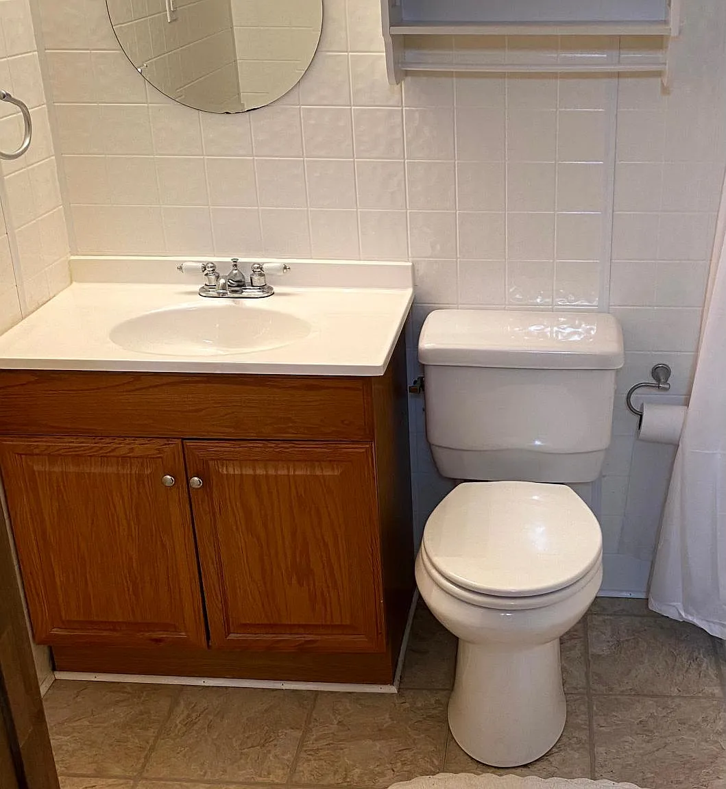 303 Hanson Dr — Photo 4
