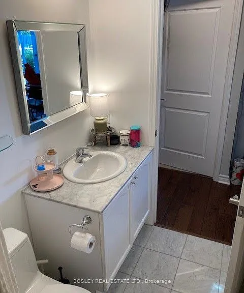 4196 Dundas St W #605 — Photo 10