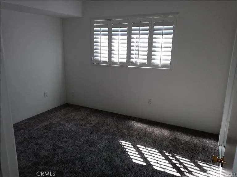5255 Bellingham Ave #205 — Photo 12