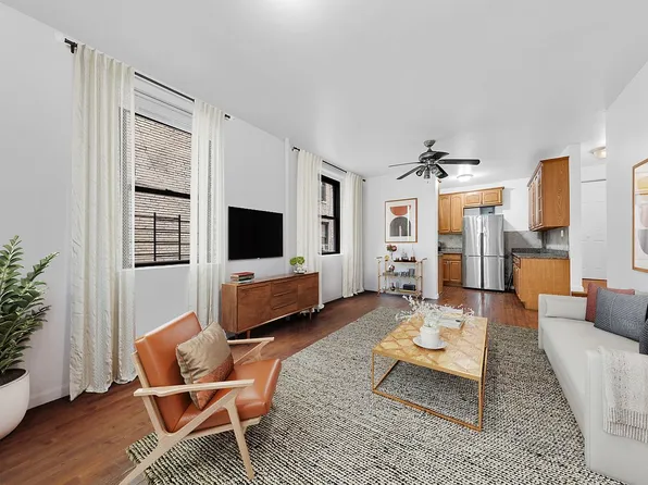 21-28 35th St APT 1H, Astoria, NY 11105