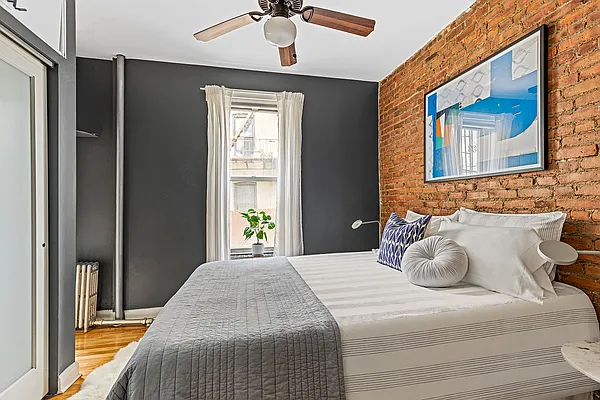 Sold by Compass | media 7