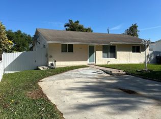 6125 Hayes St, Hollywood, FL 33024