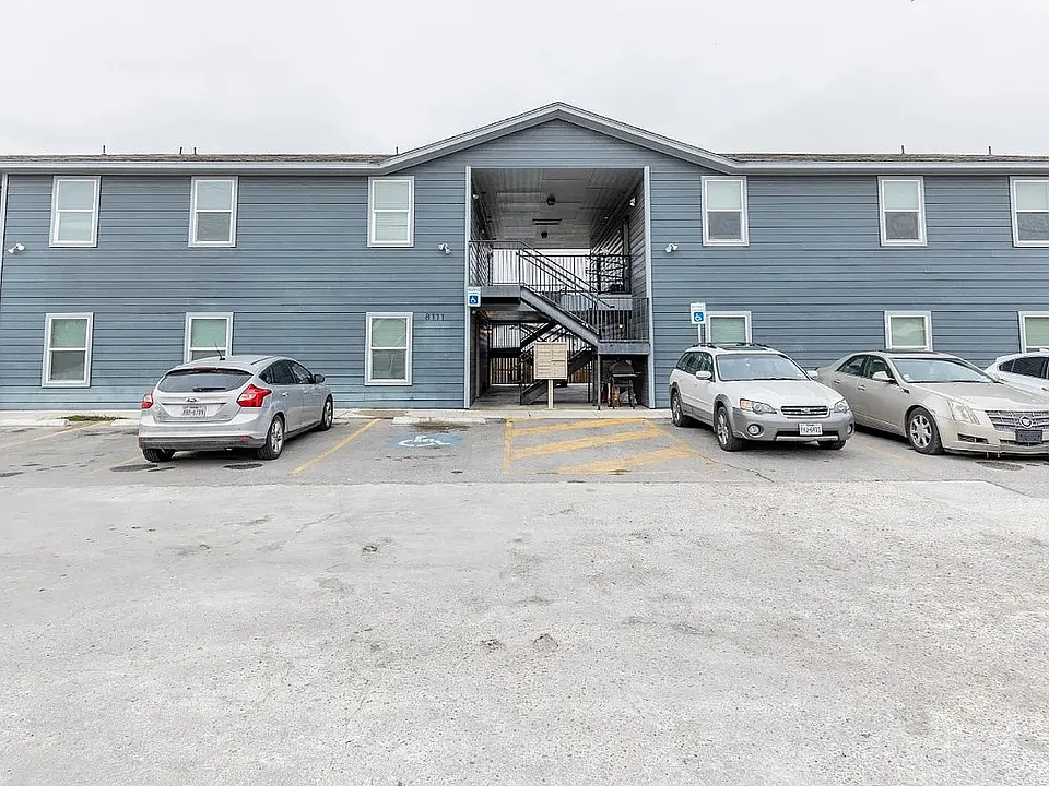8111 Landing Ave #1201