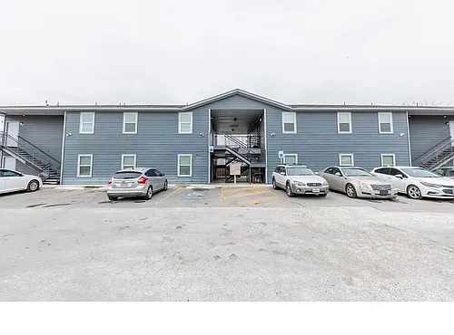 8111 Landing Ave Photo 1
