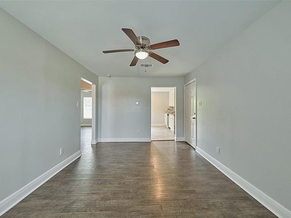 5th image of 3437 Dennis St