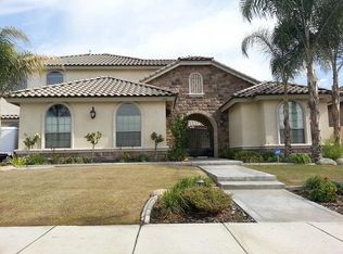 4122 Meadow Lk, Bakersfield, CA 93314