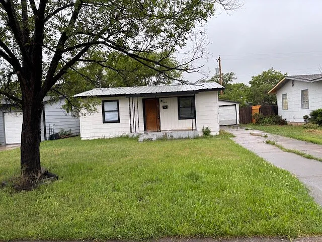 4618 S Hayden St — Photo 1
