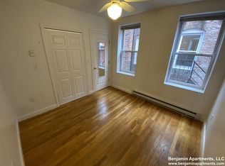 94 Prince St APT 19, Boston, MA 02113