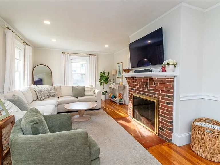 51 Stevens Rd — Photo 3